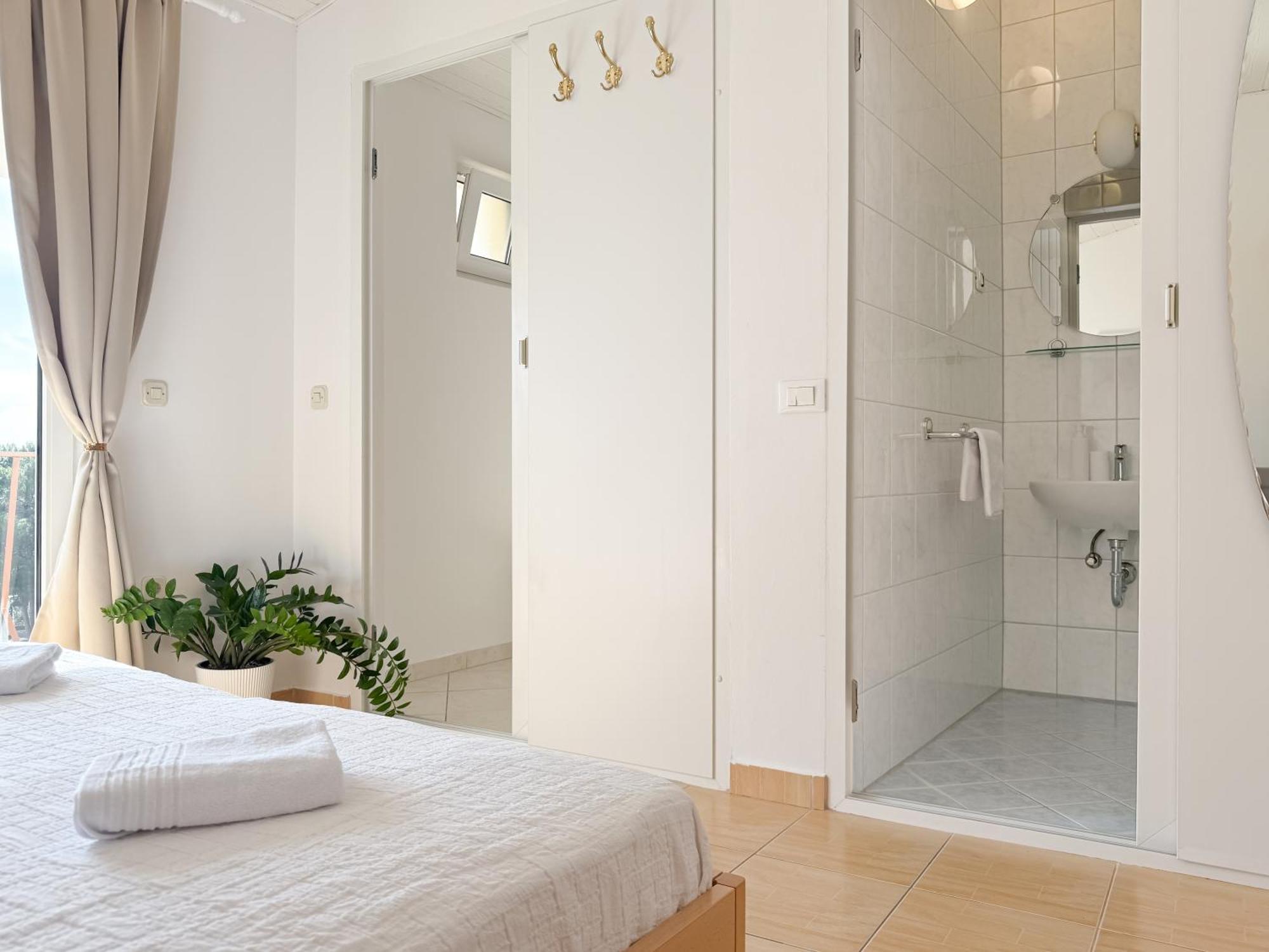 Beach Resort Apartments Bucina Baška Voda エクステリア 写真