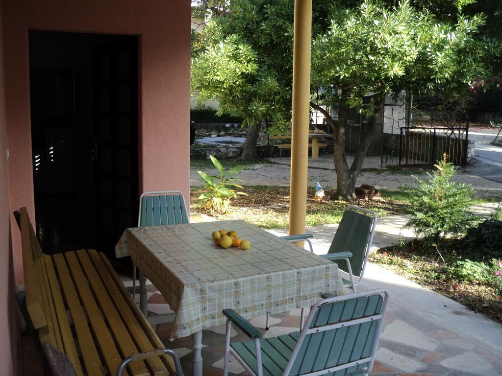 Beach Resort Apartments Bucina Baška Voda エクステリア 写真