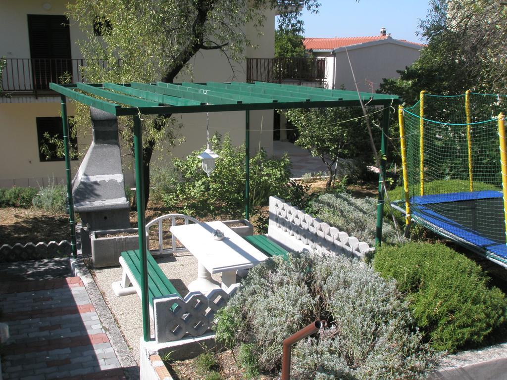 Beach Resort Apartments Bucina Baška Voda エクステリア 写真