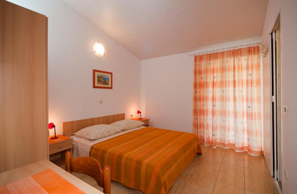 Beach Resort Apartments Bucina Baška Voda エクステリア 写真