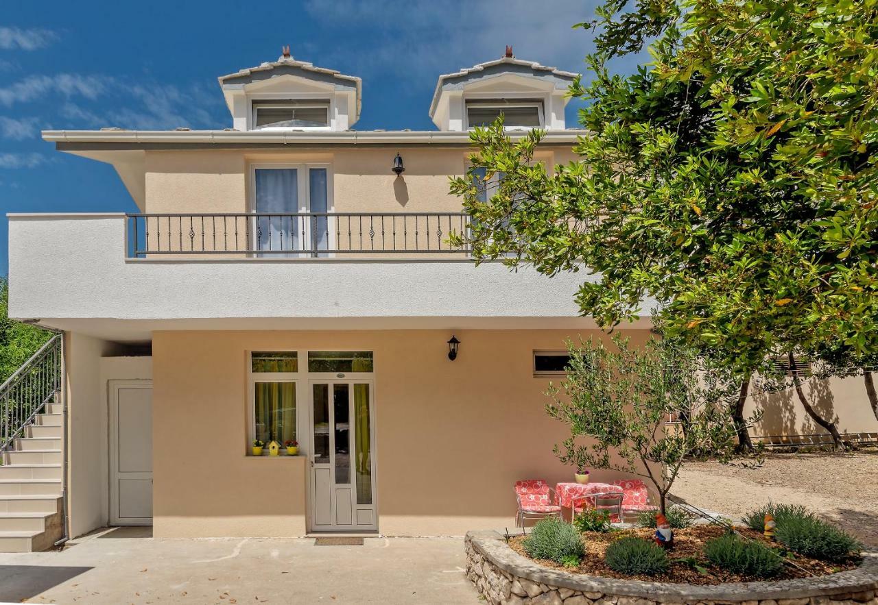 Beach Resort Apartments Bucina Baška Voda エクステリア 写真
